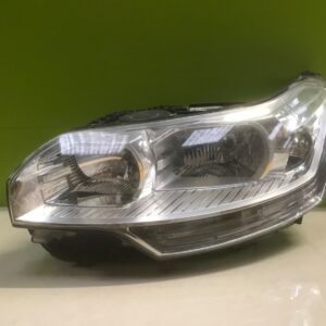 Citroen c5 2009 -genuine passenger side  Headlight 89901890