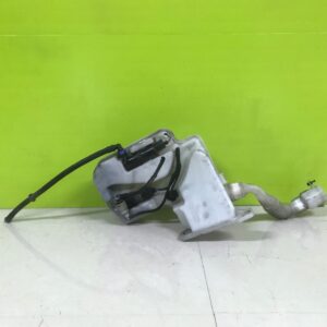Vw golf mk7 ,Audi a3 ,Seat 2013-19 Genuine windscreen washer bottle 5q0955449
