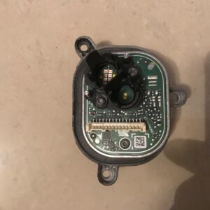 Audi a4 b9 each  xenon headlight MODULE 1308310483c3,82c3,