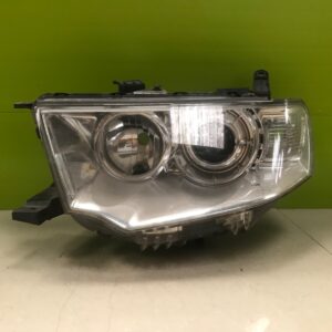Mitsubishi l 200 2009-15  Genuine passenger headlight