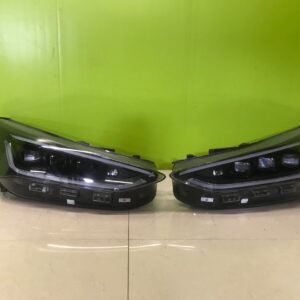 Ford focus st/rs 2022-  Genuine full led pair  headlights