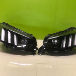 Peugeot 208 2020- genuine pair Led technology headlights