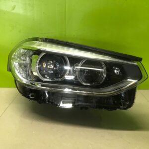 BMW X3 g01/g02 2018 - genuine driver side xenon headlight 8496820