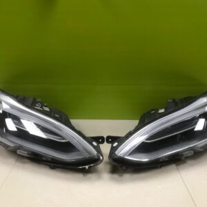 Tesla model S 2017-19 genuine Led HEADLIGHTS pair 1065048 00b/047 00c
