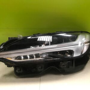 Volvo s90/v90 2017-21 genuine passenger   Led headlight 31468908
