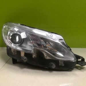 Peugeot 2008 2015- Genuine driver headlight