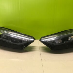 Audi q5 2021-23 genuine Led Headlights pair 80a941036f/035f