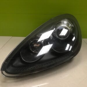 Porsche Cayenne 2011-Genuine passenger headlight  7p5941031bb