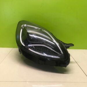 Ford puma  st line 2019 -24 Genuine driver side headlight bx726