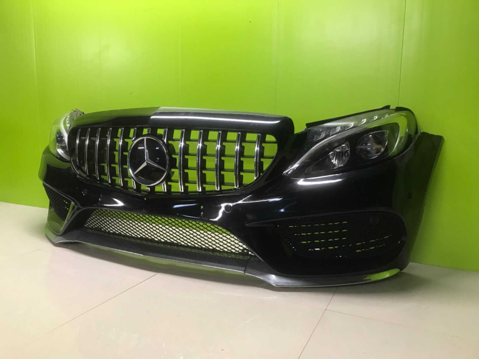 Mercedes c class amg w205 2015-18 Genuine front bumper headlights led pair - Image 3