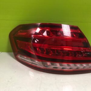 Mercedes e class Saloon  2013- -Genuine passenger rear light a2129060703