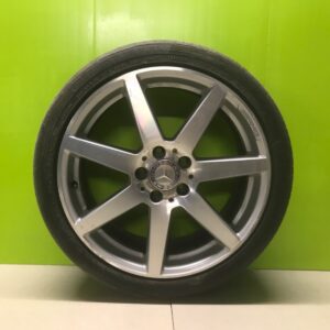 Mercedes c class w204 amg 2011- Genuine Alloy Wheel 225/40/r18  a2044019802