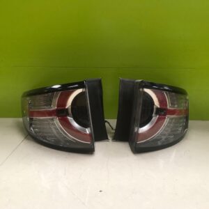 Land Rover Discovery  2016-genuine pair  led Rear lights fk7213405-cd/13404cd