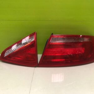 Audi A5 b8 coupe 2008-11 Genuine driver side rear light 8t0945096