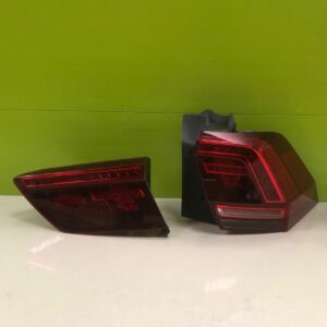 Vw tiguan  2015-17 Genuine  driver rear light 2sd012521-02