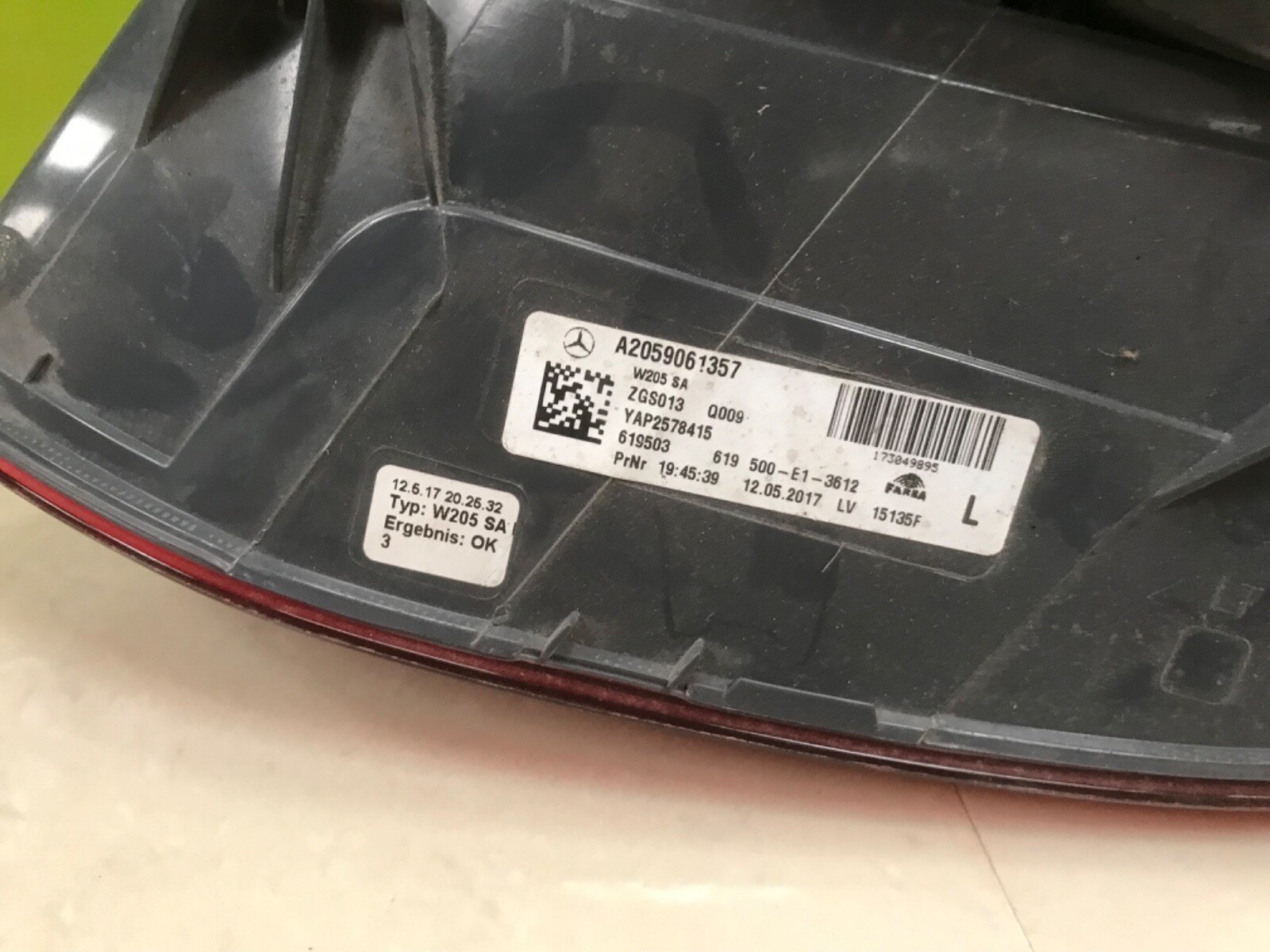 Mercedes c class w205 2014-21 Genuine driver rear light a2059061357 - Image 4