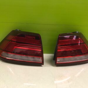 Vw golf mk7 2013 -genuine rear lights  pair 5g0945095q/096q