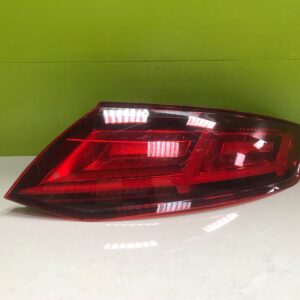 Audi TT s line mk3  2014-  genuine rear driver led light 9s0945096 damaged