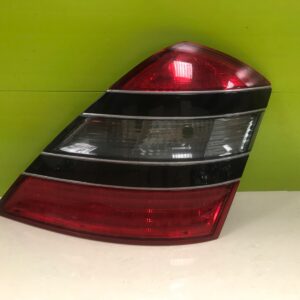 Mercedes s class 2007- Genuine driver  rear light a2218200266