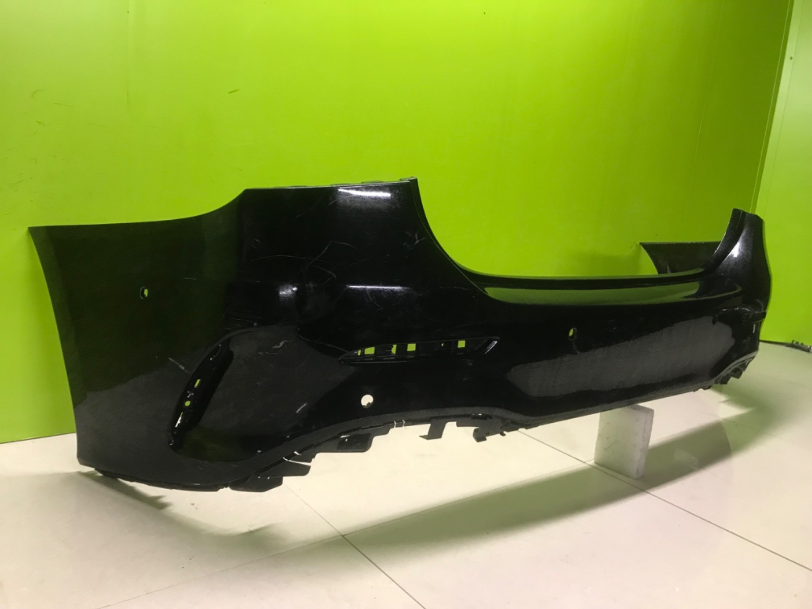 Mercedes a class w177 amg 2019- genuine rear bumper - Image 2